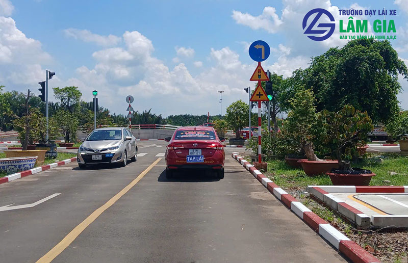 Chạy DAT tại Lâm Gia